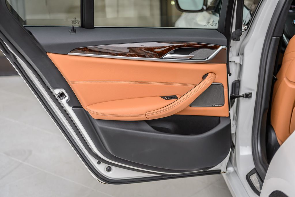 2020 BMW 5 Series 540i - WHITE ON BROWN - NAV - MOONROOF - BLUETOOTH - BEAUTIFUL - 22981557 - 53