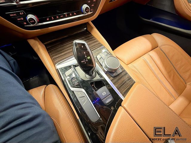 2020 BMW 5 Series 540i xDrive - 23003763 - 17