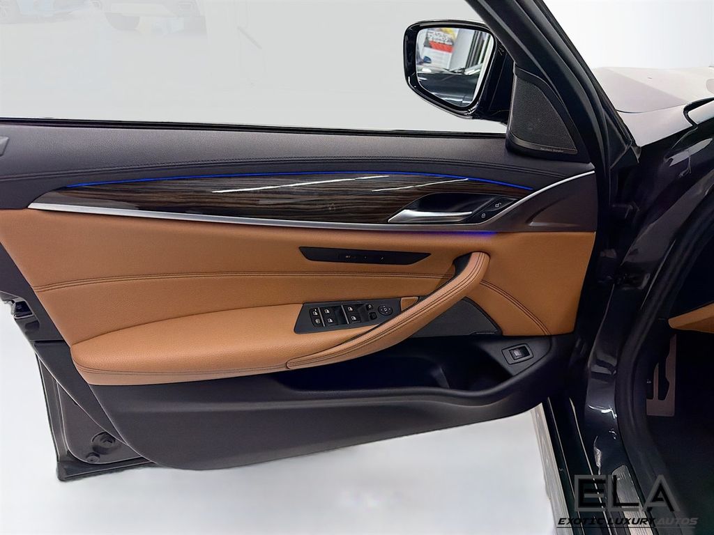 2020 BMW 5 Series 540i xDrive - 23003763 - 18