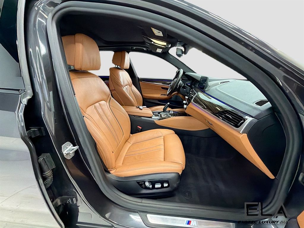 2020 BMW 5 Series 540i xDrive - 23003763 - 29