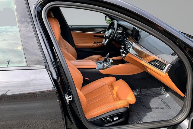 2020 BMW 5 Series 540i xDrive - 23085592 - 13