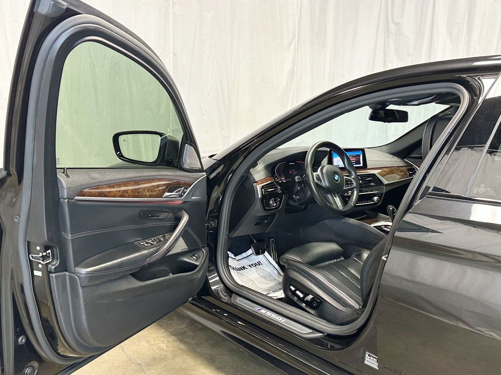 2020 BMW 5 Series M550i xDrive - 23079324 - 17
