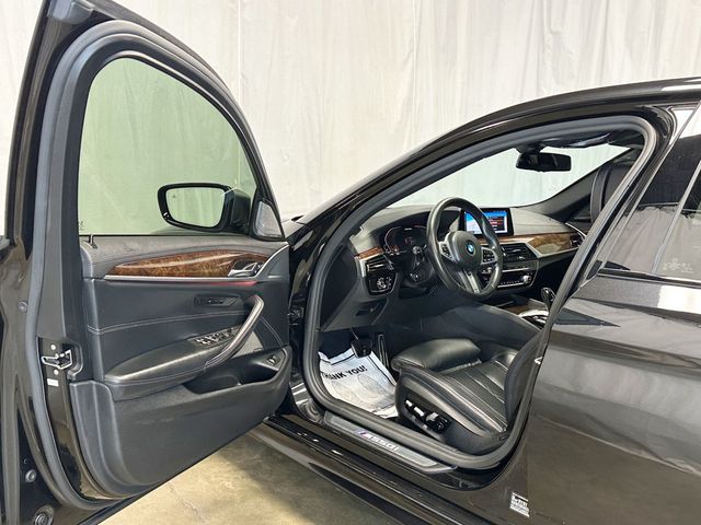 2020 BMW 5 Series M550i xDrive - 23079324 - 17