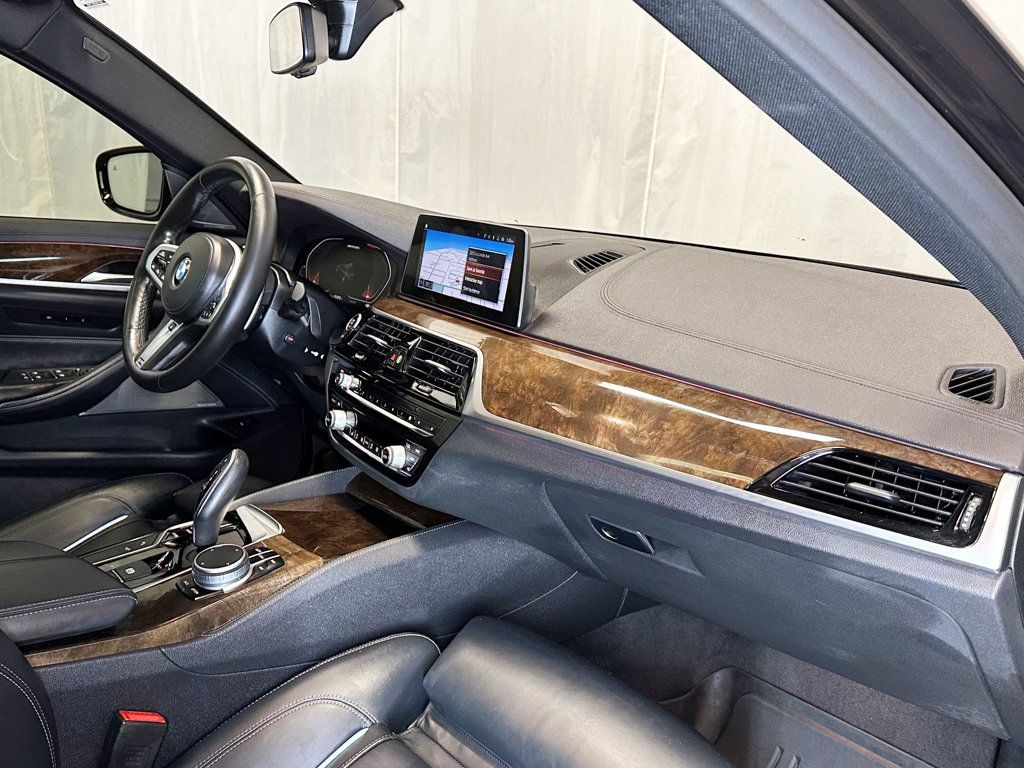 2020 BMW 5 Series M550i xDrive - 23079324 - 25