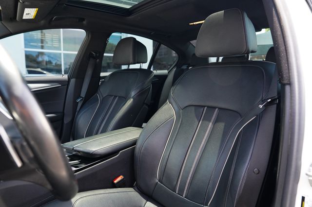 2020 BMW 5 Series M550i xDrive - 23043362 - 9