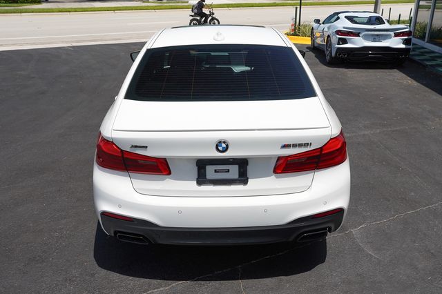 2020 BMW 5 Series M550i xDrive - 23043362 - 10