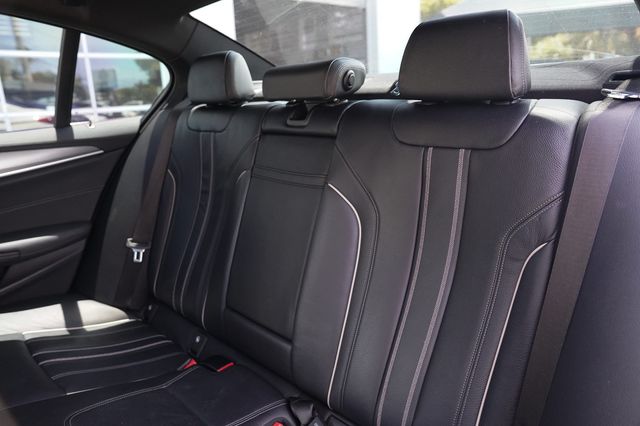 2020 BMW 5 Series M550i xDrive - 23043362 - 11