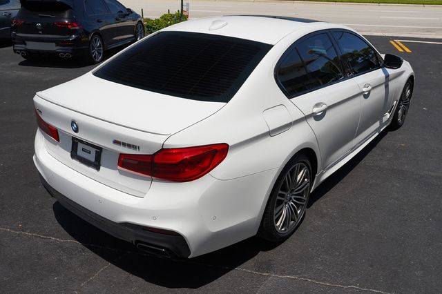 2020 BMW 5 Series M550i xDrive - 23043362 - 14
