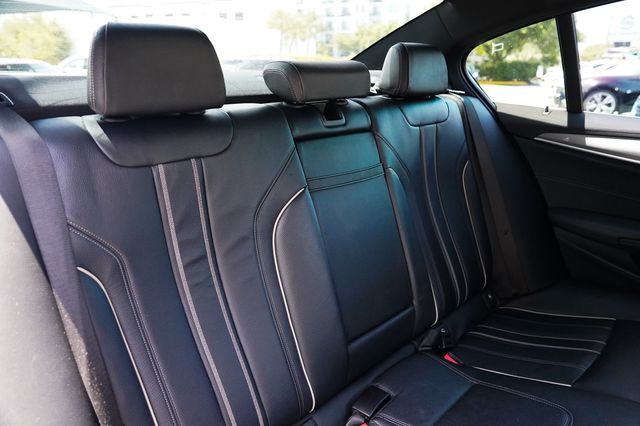 2020 BMW 5 Series M550i xDrive - 23043362 - 17