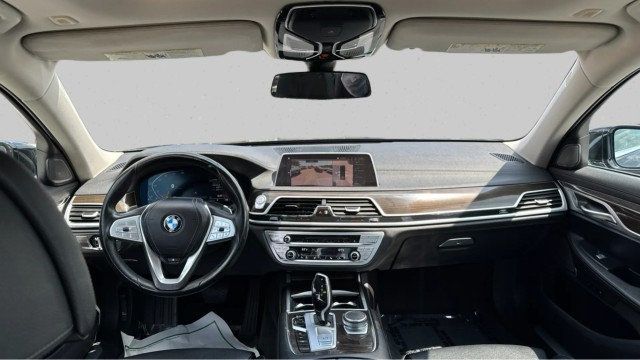 2020 BMW 7 Series 740i - 23078559 - 9