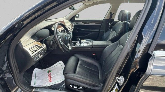 2020 BMW 7 Series 740i - 23078559 - 11