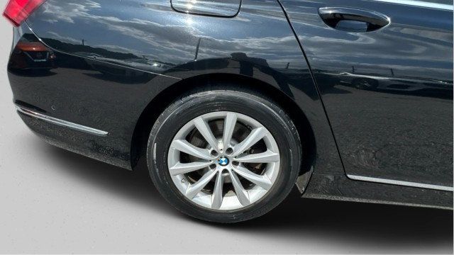 2020 BMW 7 Series 740i - 23078559 - 21