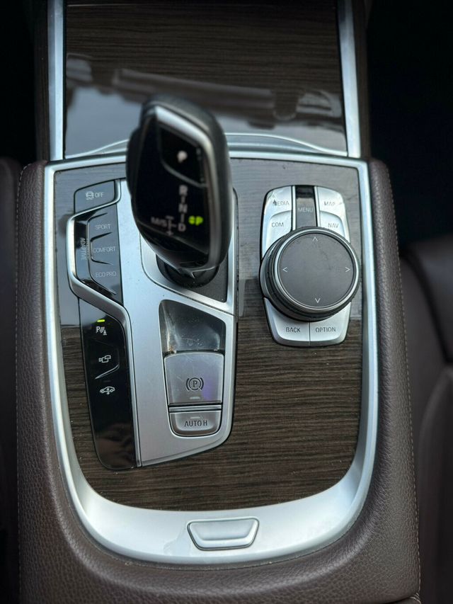 2020 BMW 7 Series 740i - 23022243 - 13