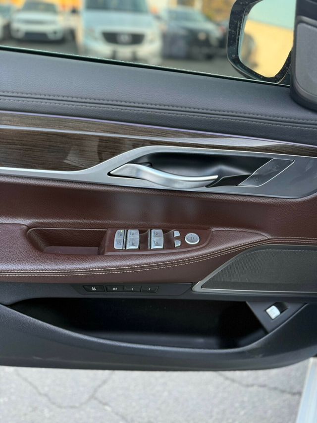 2020 BMW 7 Series 740i - 23022243 - 14
