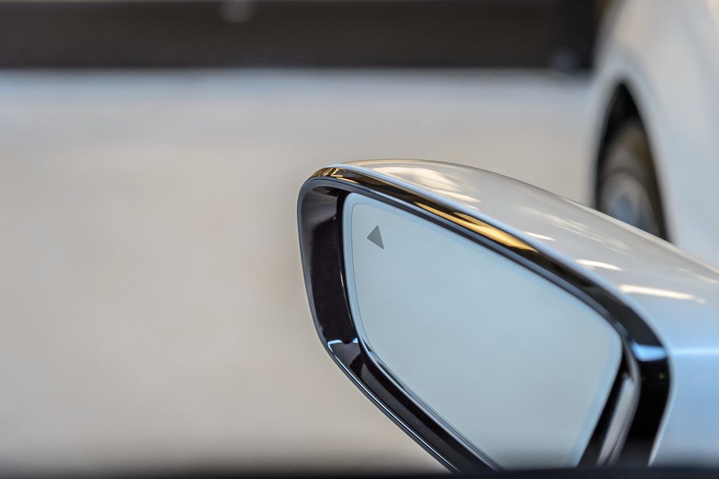 2020 BMW 7 Series 740i M SPORT - NAV - PANO ROOF - BACKUP CAM - GORGEOUS  - 22947080 - 44