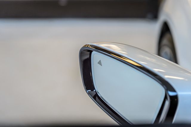 2020 BMW 7 Series 740i M SPORT - NAV - PANO ROOF - BACKUP CAM - GORGEOUS  - 22947080 - 44