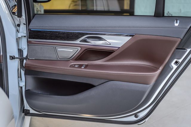 2020 BMW 7 Series 740i M SPORT - NAV - PANO ROOF - BACKUP CAM - GORGEOUS  - 22947080 - 48