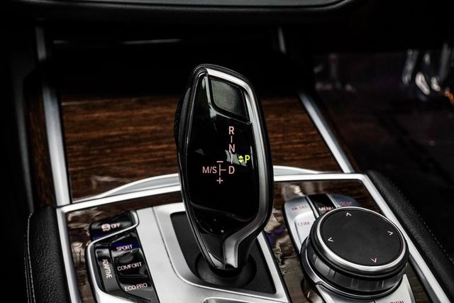 2020 BMW 7 Series 740i xDrive - 22985982 - 18