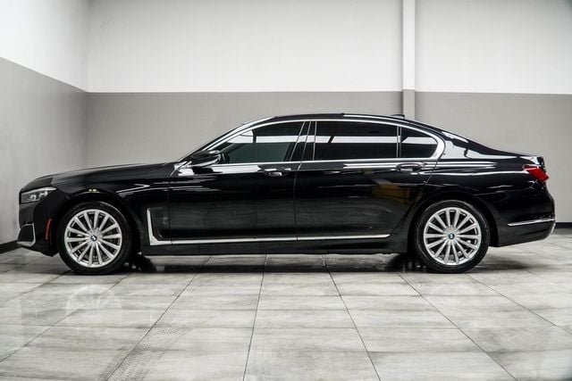 2020 BMW 7 Series 740i xDrive - 22985982 - 7