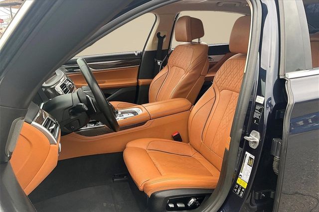 2020 BMW 7 Series 740i xDrive - 22965403 - 9