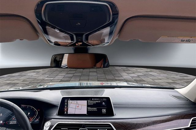 2020 BMW 7 Series 740i xDrive - 22965403 - 34