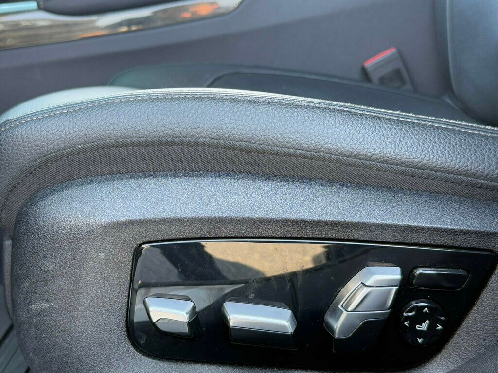 2020 Bmw 740i xDrive Sedan photo 31
