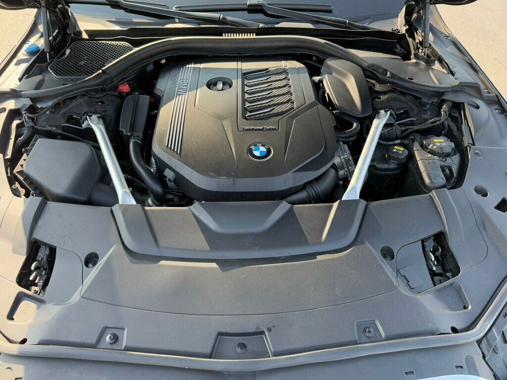 2020 Bmw 740i xDrive Sedan photo 38