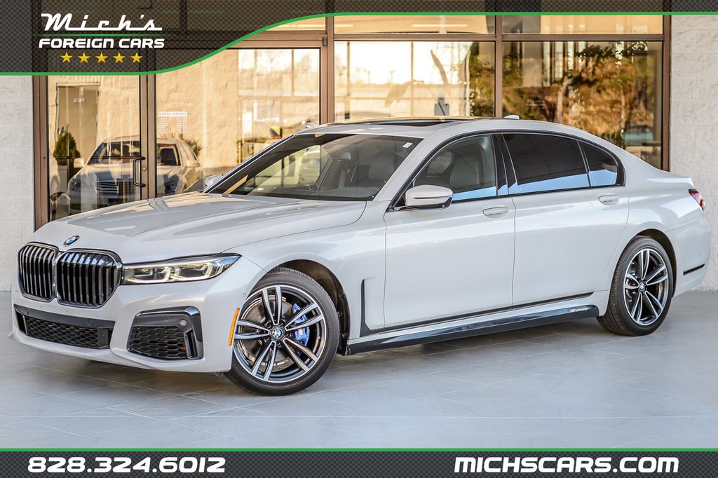 2020 BMW 7 Series 740i X DRIVE - NAV - PANO ROOF - BACKUP CAM - BLUETOOTH GORGEOUS - 22970820 | Video 1