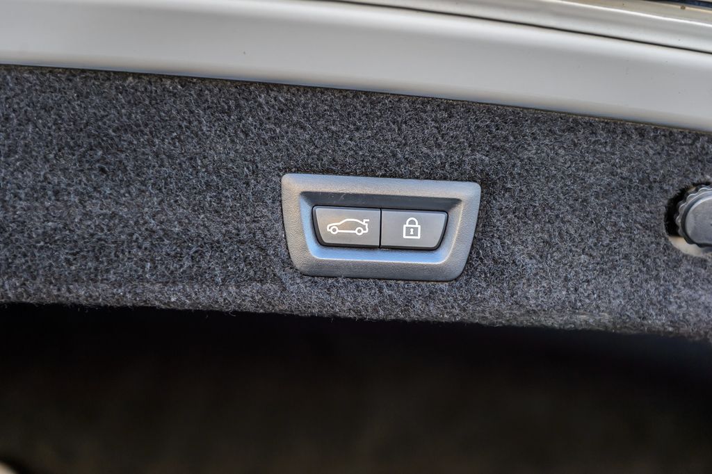 2020 BMW 7 Series 740i X DRIVE - NAV - PANO ROOF - BACKUP CAM - BLUETOOTH GORGEOUS - 22970820 - 11