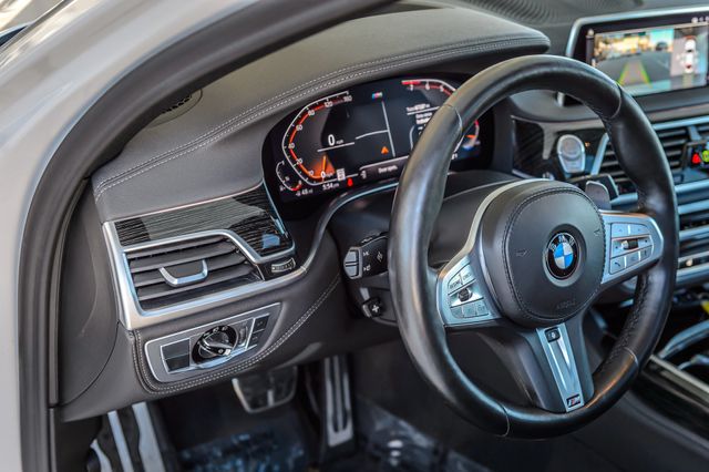 2020 BMW 7 Series 740i X DRIVE - NAV - PANO ROOF - BACKUP CAM - BLUETOOTH GORGEOUS - 22970820 - 23