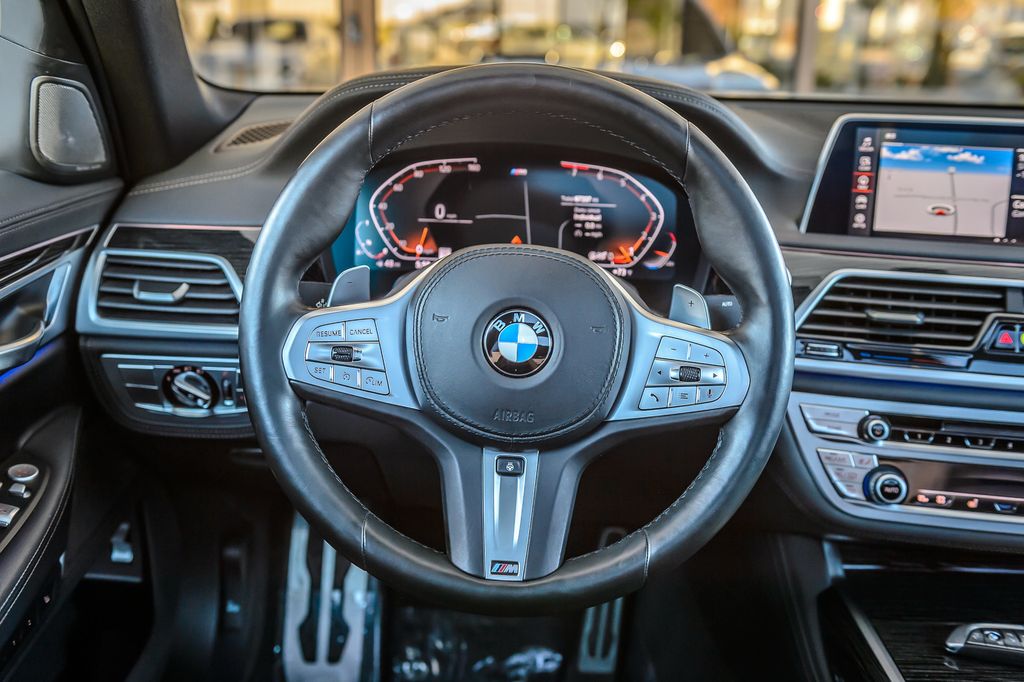 2020 BMW 7 Series 740i X DRIVE - NAV - PANO ROOF - BACKUP CAM - BLUETOOTH GORGEOUS - 22970820 - 25