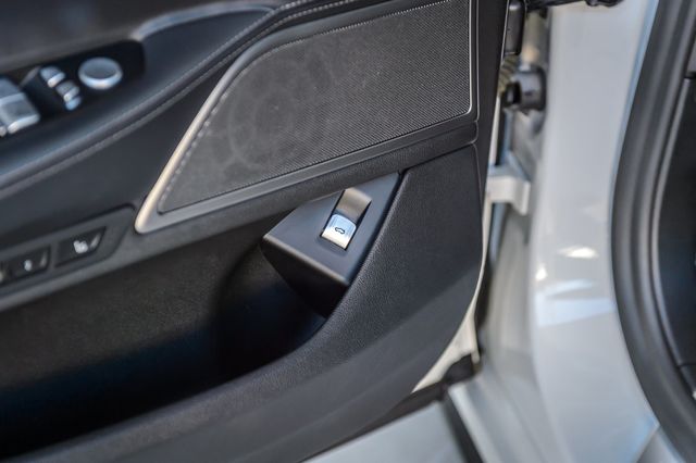 2020 BMW 7 Series 740i X DRIVE - NAV - PANO ROOF - BACKUP CAM - BLUETOOTH GORGEOUS - 22970820 - 51