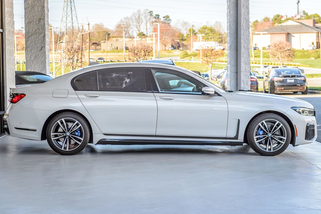 2020 BMW 7 Series 740i X DRIVE - NAV - PANO ROOF - BACKUP CAM - BLUETOOTH GORGEOUS - 22970820 - 56