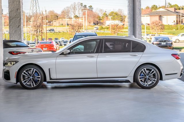 2020 BMW 7 Series 740i X DRIVE - NAV - PANO ROOF - BACKUP CAM - BLUETOOTH GORGEOUS - 22970820 - 57