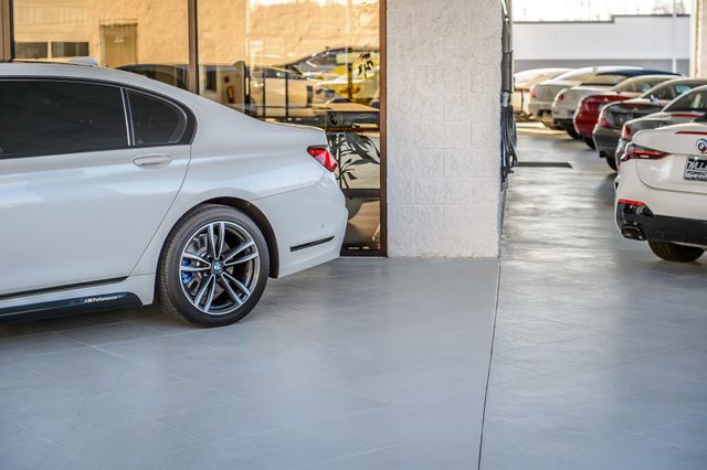 2020 BMW 7 Series 740i X DRIVE - NAV - PANO ROOF - BACKUP CAM - BLUETOOTH GORGEOUS - 22970820 - 58