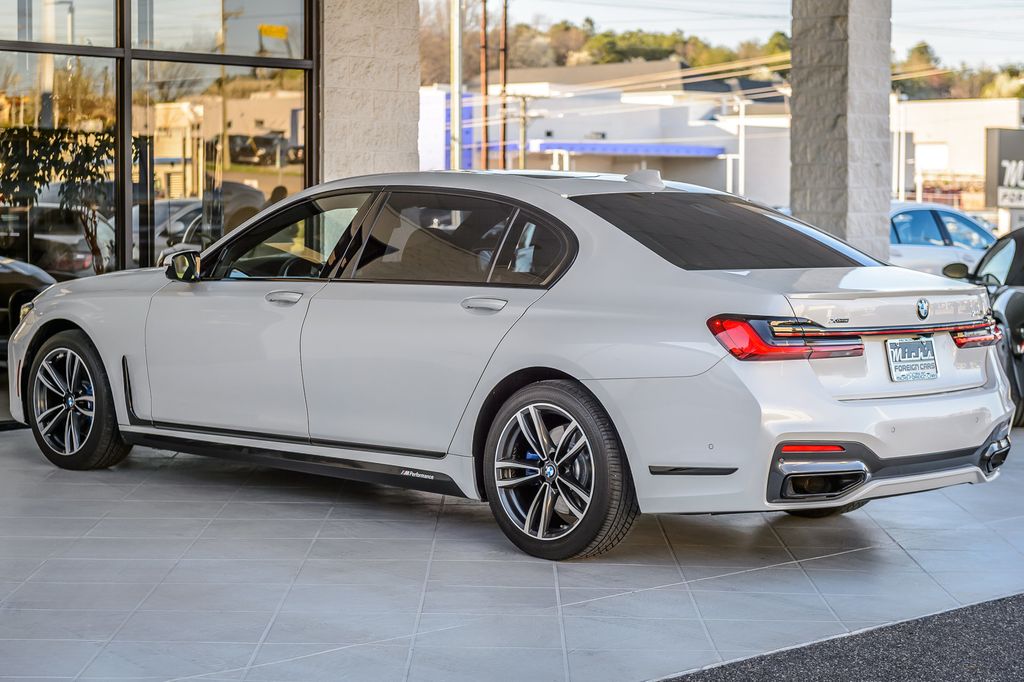 2020 BMW 7 Series 740i X DRIVE - NAV - PANO ROOF - BACKUP CAM - BLUETOOTH GORGEOUS - 22970820 - 6