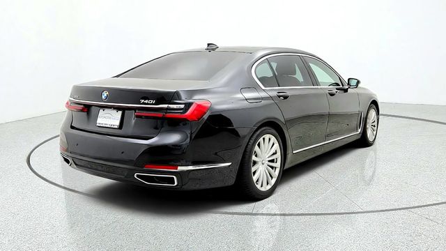 2020 BMW 7 Series 740i xDrive w/ 19'' Wheels, Cold Weather Pkg & Ventilated Seats - 23087146 - 4