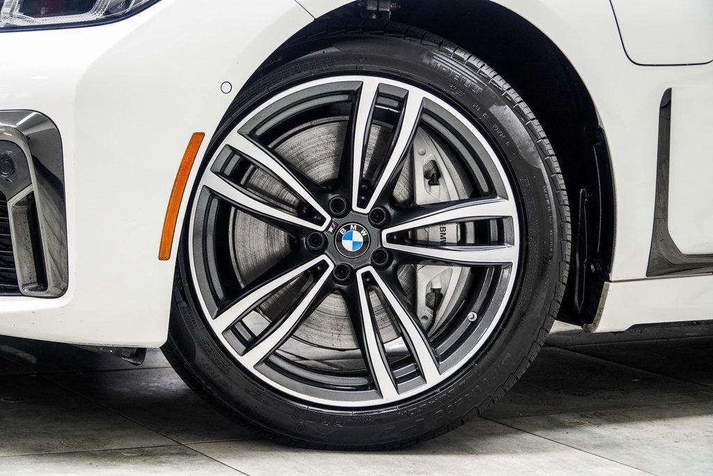 2020 Bmw 745e xDrive Sedan photo 3