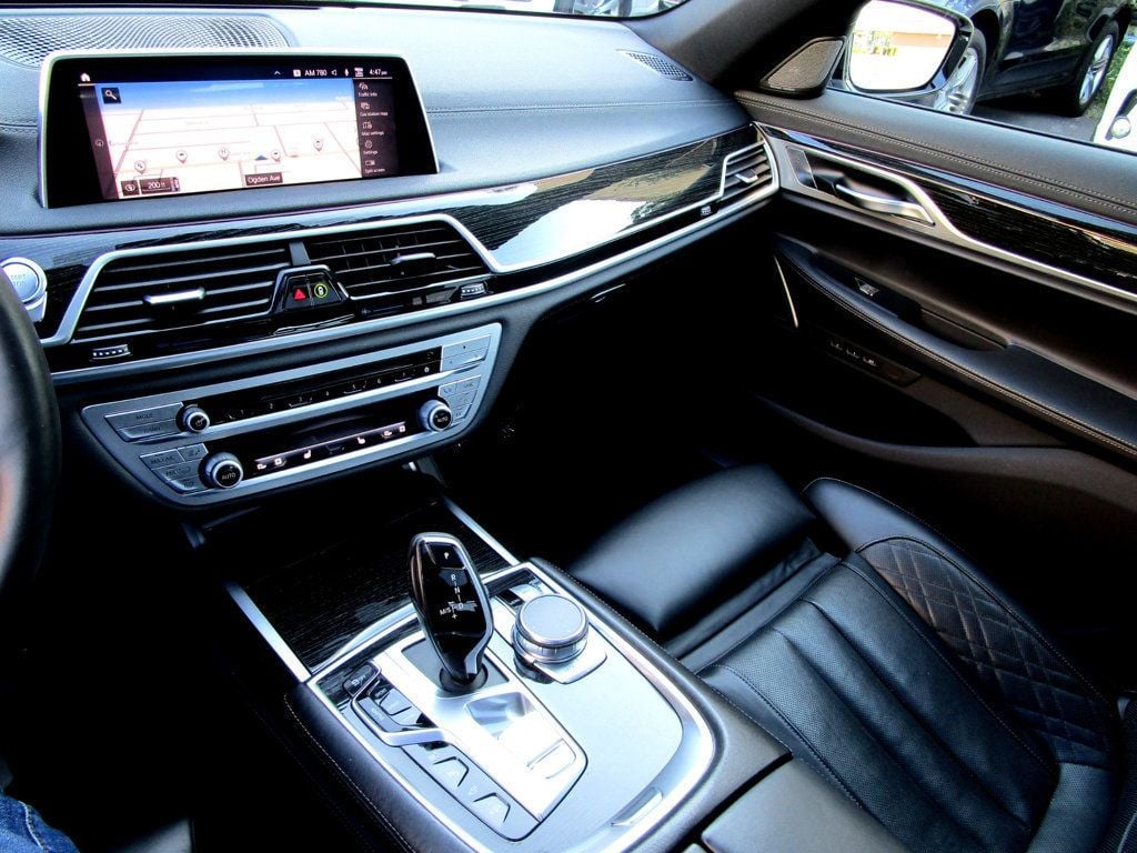 2020 Bmw 745e xDrive Sedan photo 22