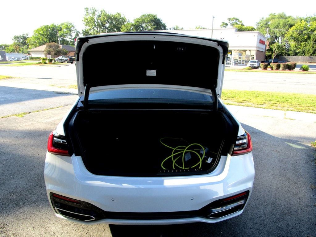 2020 Bmw 745e xDrive Sedan photo 30