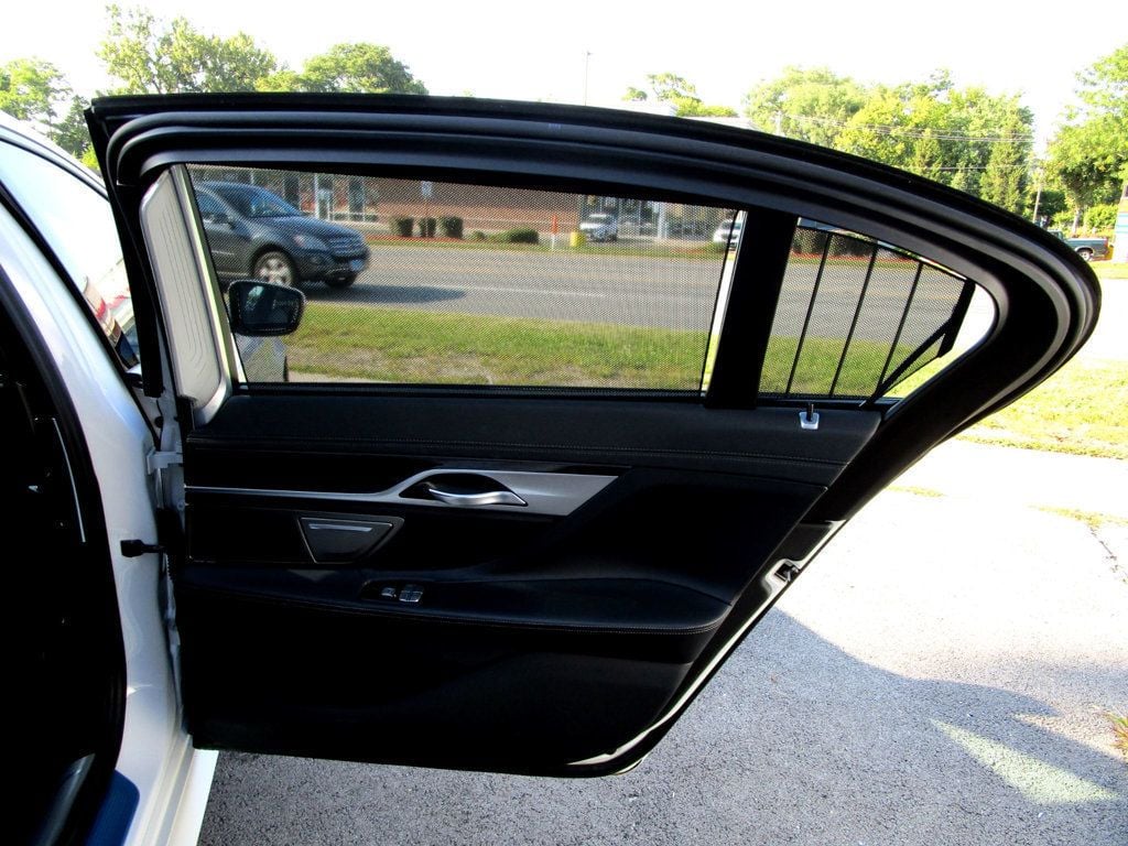 2020 Bmw 745e xDrive Sedan photo 35
