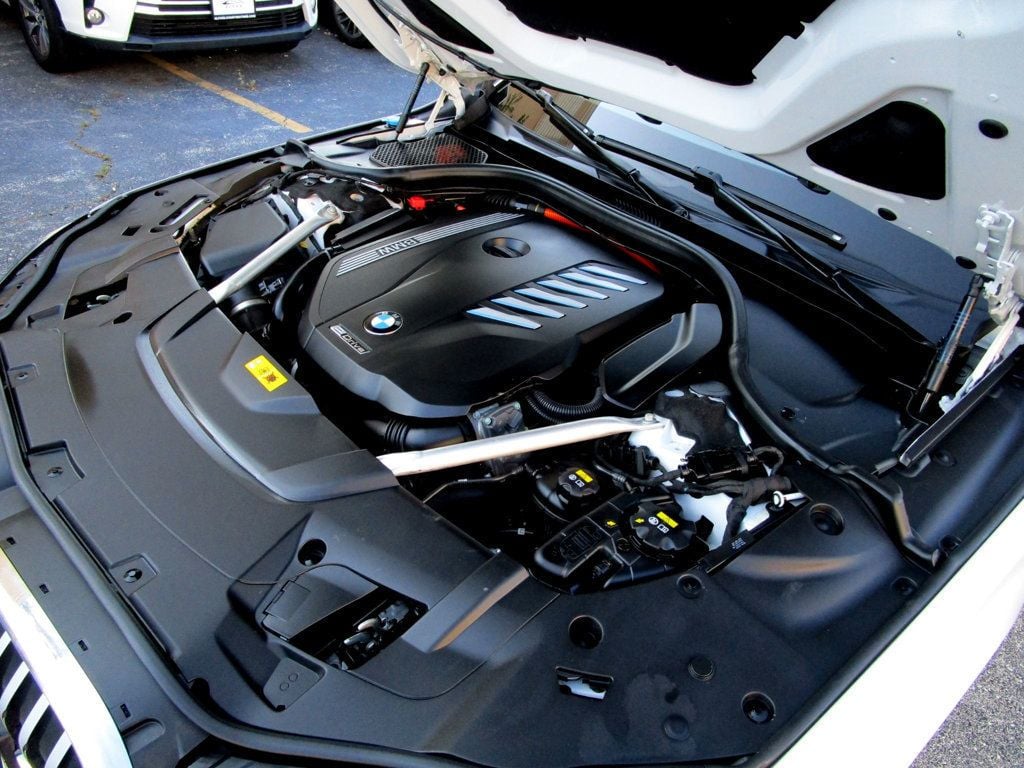 2020 Bmw 745e xDrive Sedan photo 37