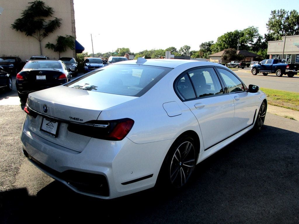 2020 Bmw 745e xDrive Sedan photo 7