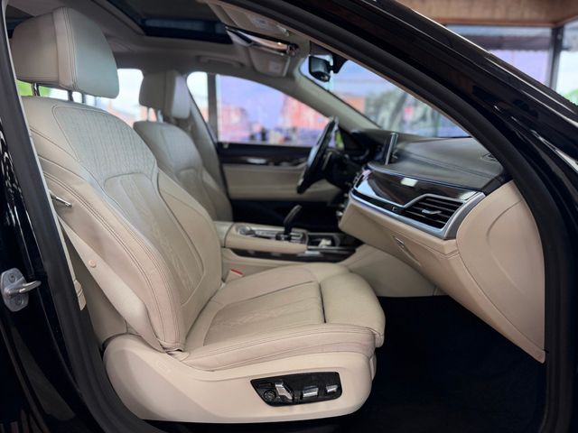 2020 BMW 7 Series 750i xDrive - 23051971 - 17