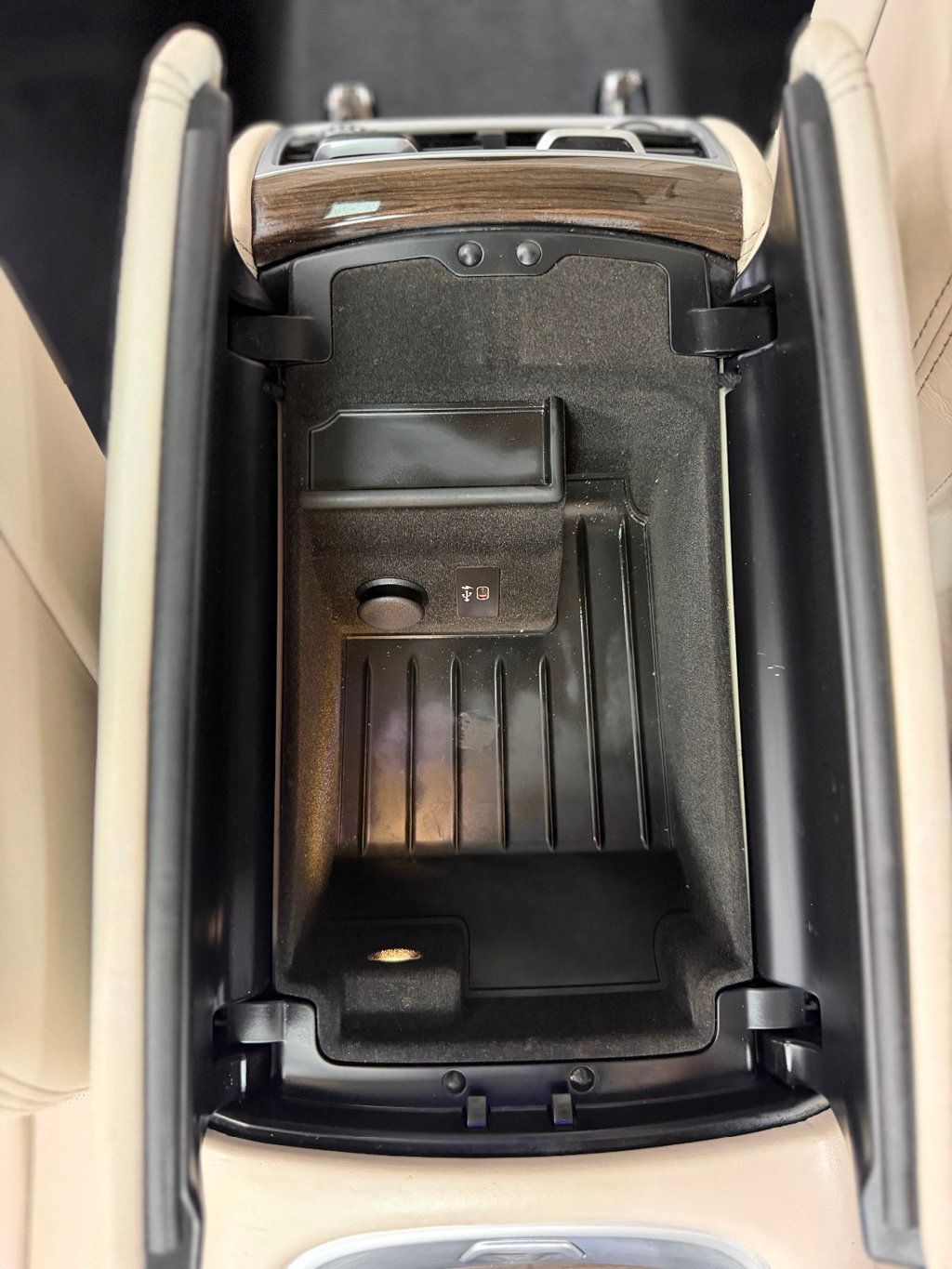 2020 BMW 7 Series 750i xDrive - 23051971 - 29