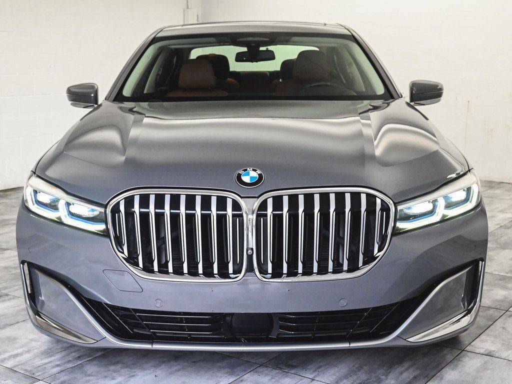 2020 Bmw 750i xDrive Sedan photo 2