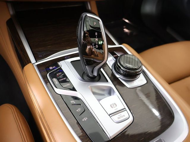2020 BMW 7 Series 750i xDrive - 23073539 - 58