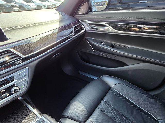 2020 BMW 7 Series 750i xDrive - 22930085 - 48