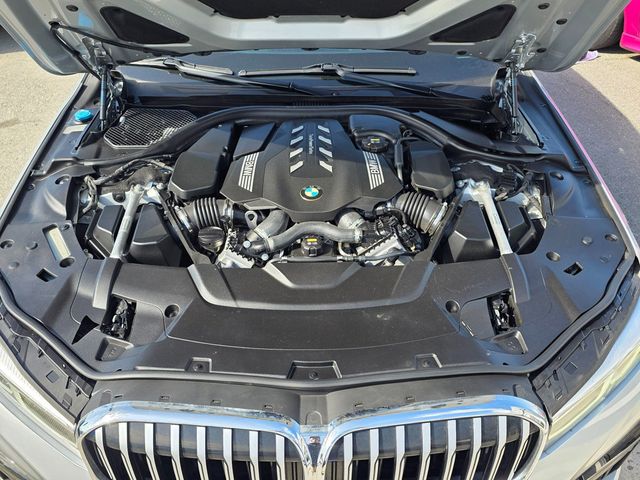 2020 BMW 7 Series 750i xDrive - 22930085 - 56