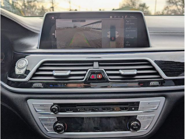 2020 BMW 7 Series 750i xDrive - 22983837 - 20